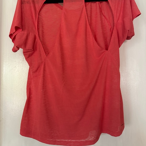 Adidas T-Shirt - Picture 5 of 9